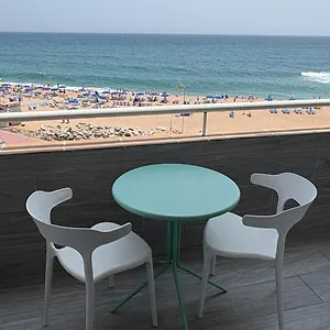 https://apartments-paradise-lloret.topcostabravahotels.com