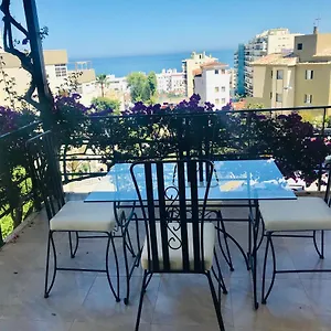 https://el-capricho-de-cristyelena.1costadelsol.com